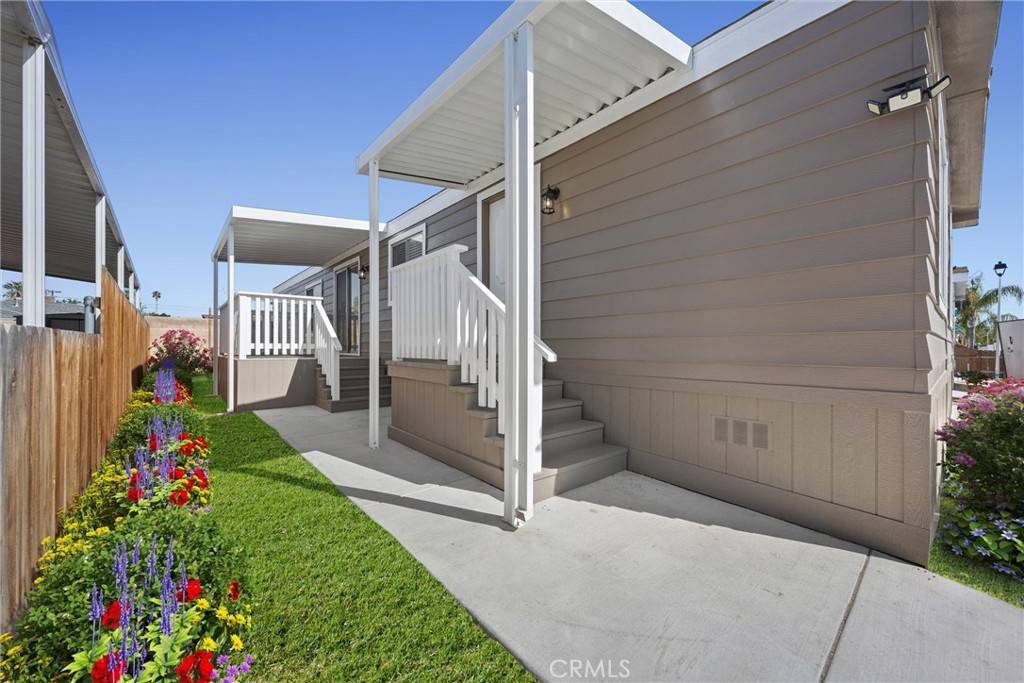 Bakersfield, CA 93308,155 Hickorywood LN