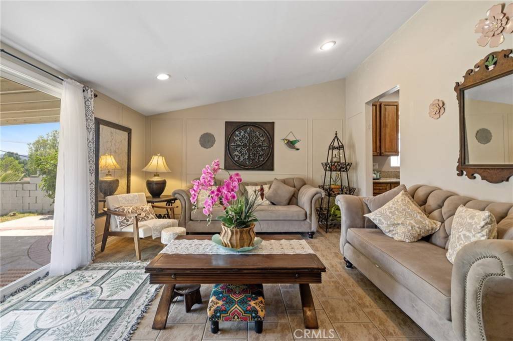 Canyon Country, CA 91351,18938 Delight St.