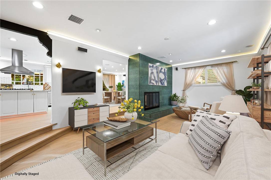 Calabasas, CA 91302,22959 Humming Bird WAY