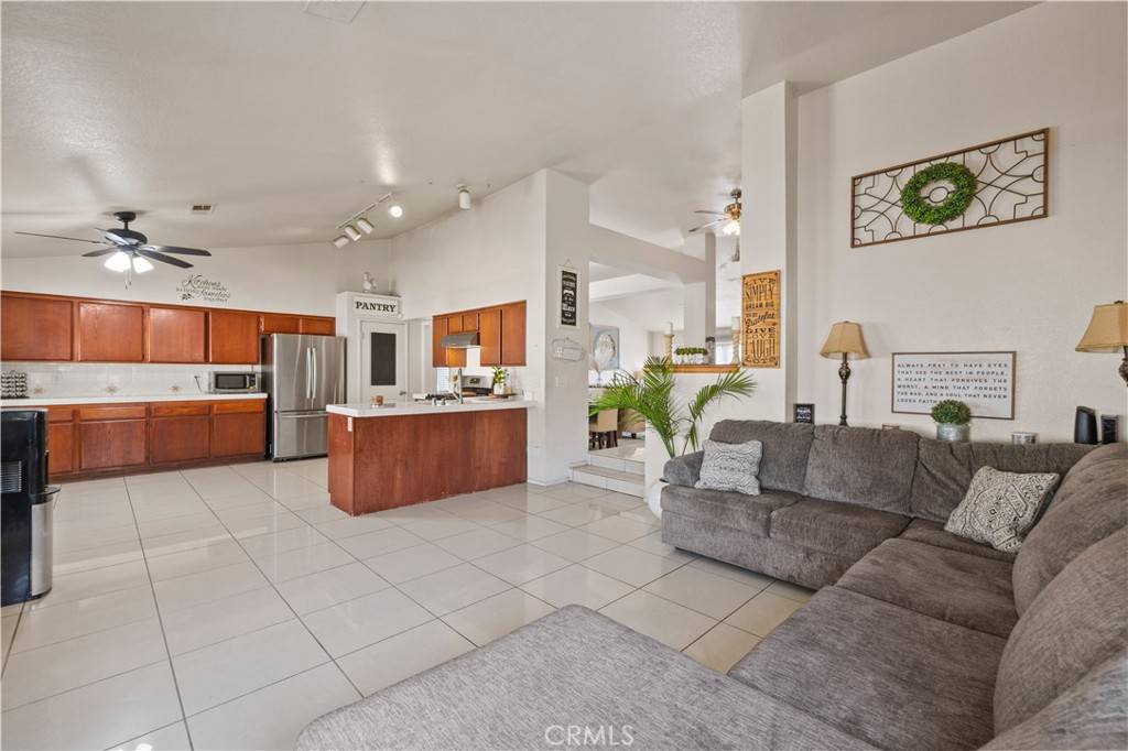 Palmdale, CA 93550,3553 Crystal CT