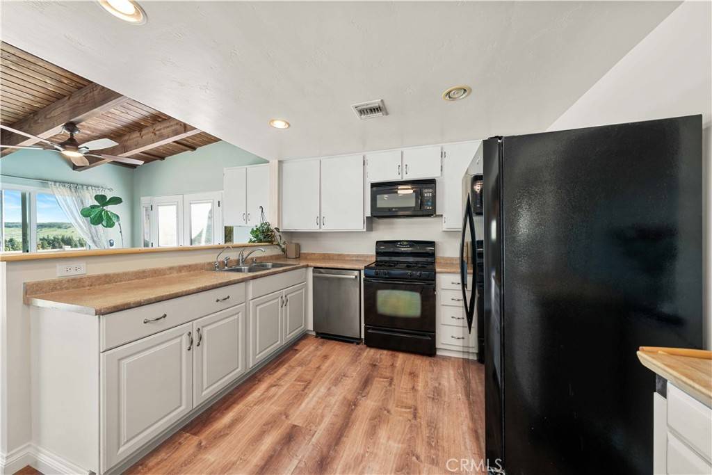 12521 Mcferon RD Poway, CA 92064