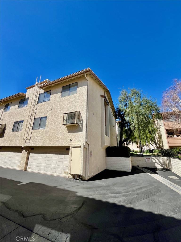 Calabasas, CA 91302,5444 Las Virgenes RD