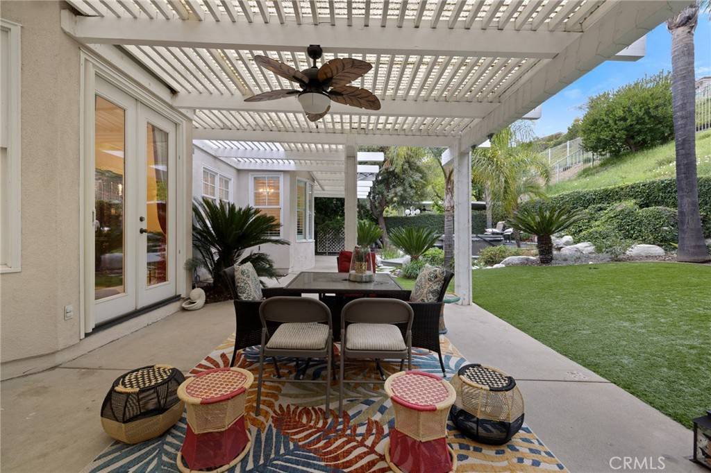 West Hills, CA 91304,7607 Carmenita LN