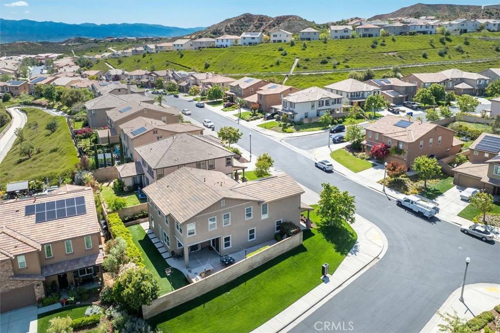 Valencia, CA 91354,28904 Silversmith DR