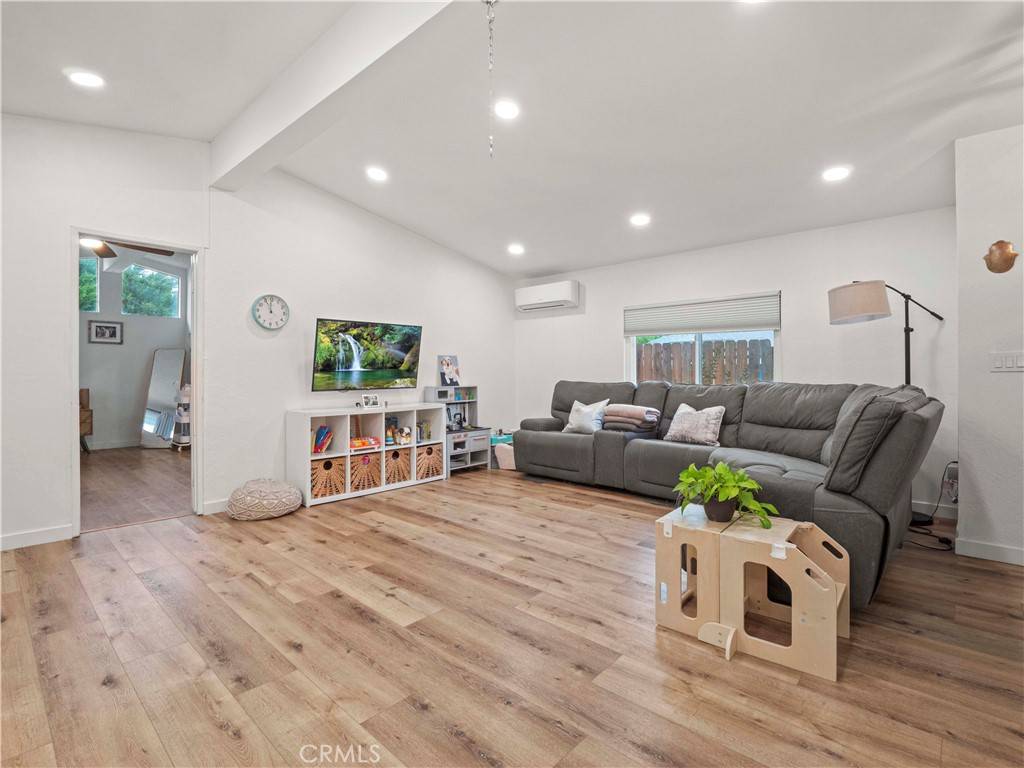 Castaic, CA 91384,27551 Amethyst WAY