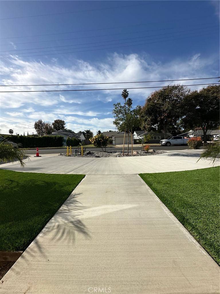 Lake Balboa, CA 91406,7010 Forbes AVE