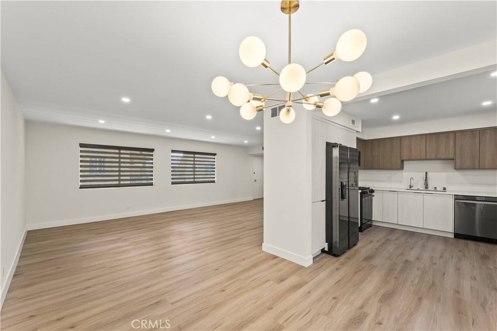 Glendale, CA 91202,600 W Stocker ST #303