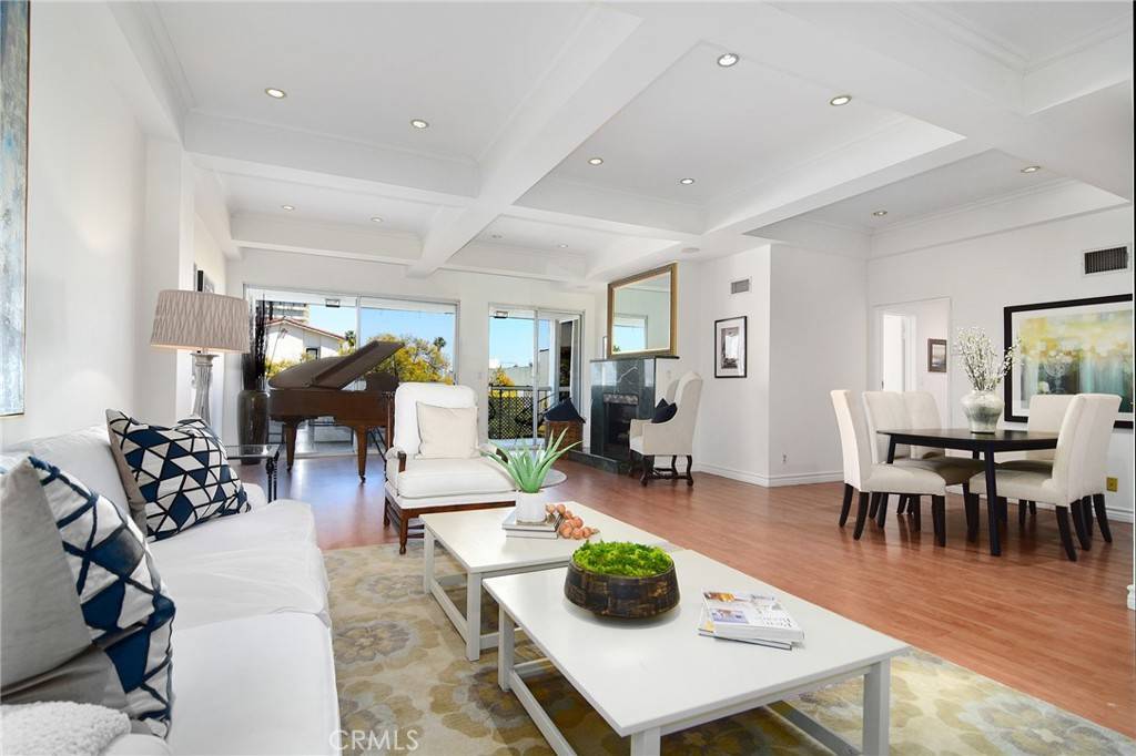 Beverly Hills, CA 90210,321 N Oakhurst DR #501