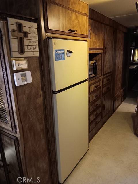 Tehachapi, CA 93561,206 W J ST #5