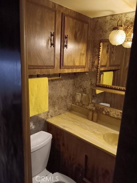 Tehachapi, CA 93561,206 W J ST #5