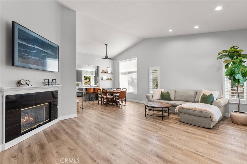 Saugus, CA 91350,20201 Adriene WAY