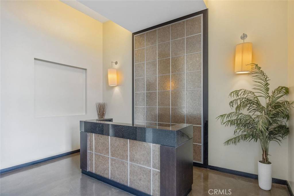 Burbank, CA 91502,250 N First ST #434