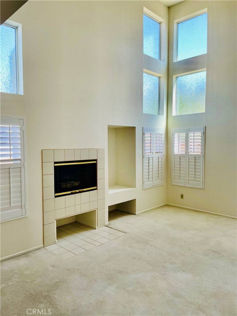 Lancaster, CA 93535,43222 Darby ST