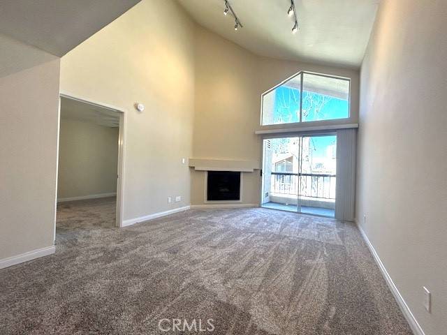 Woodland Hills, CA 91367,21450 Burbank BLVD #311
