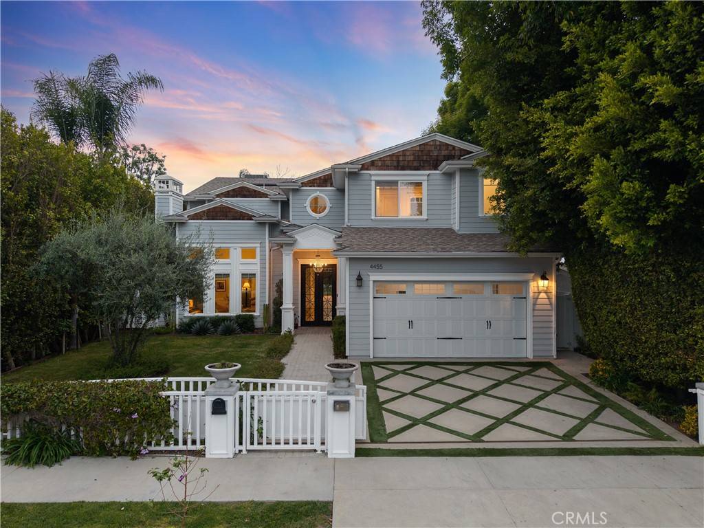 Sherman Oaks, CA 91423,4455 Mammoth AVE