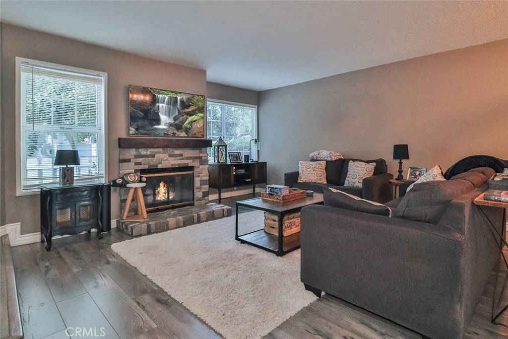 Simi Valley, CA 93065,415 Jeremiah DR #B