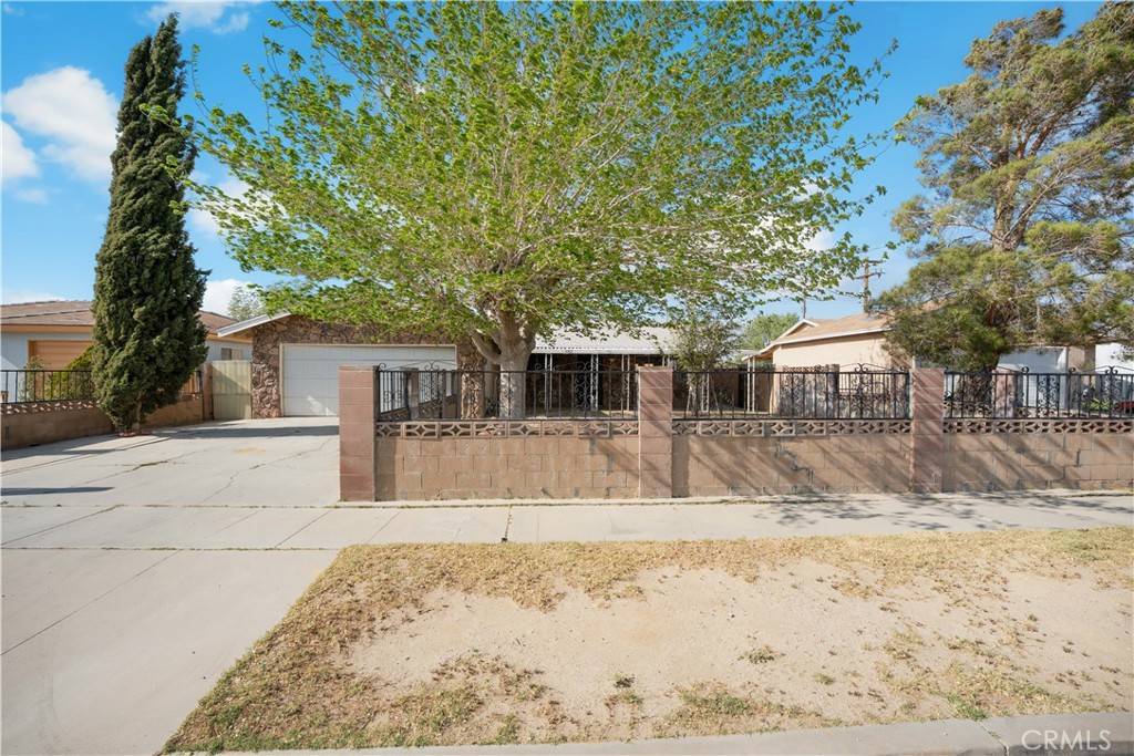 Rosamond, CA 93560,2361 Poplar ST