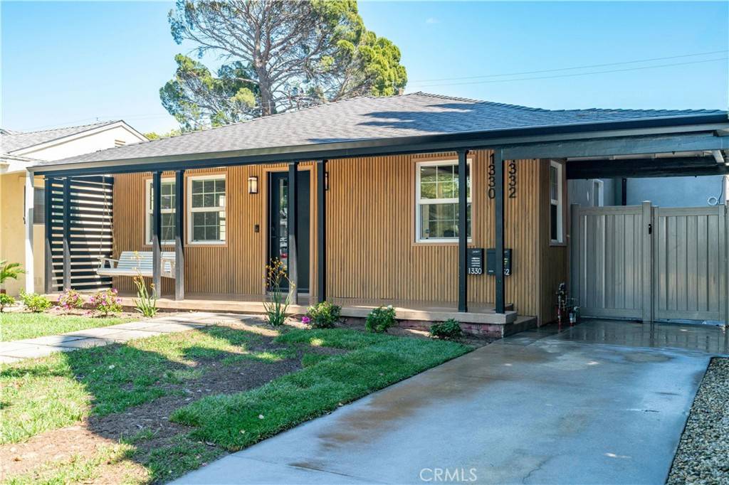 Burbank, CA 91506,1330 N Lincoln ST