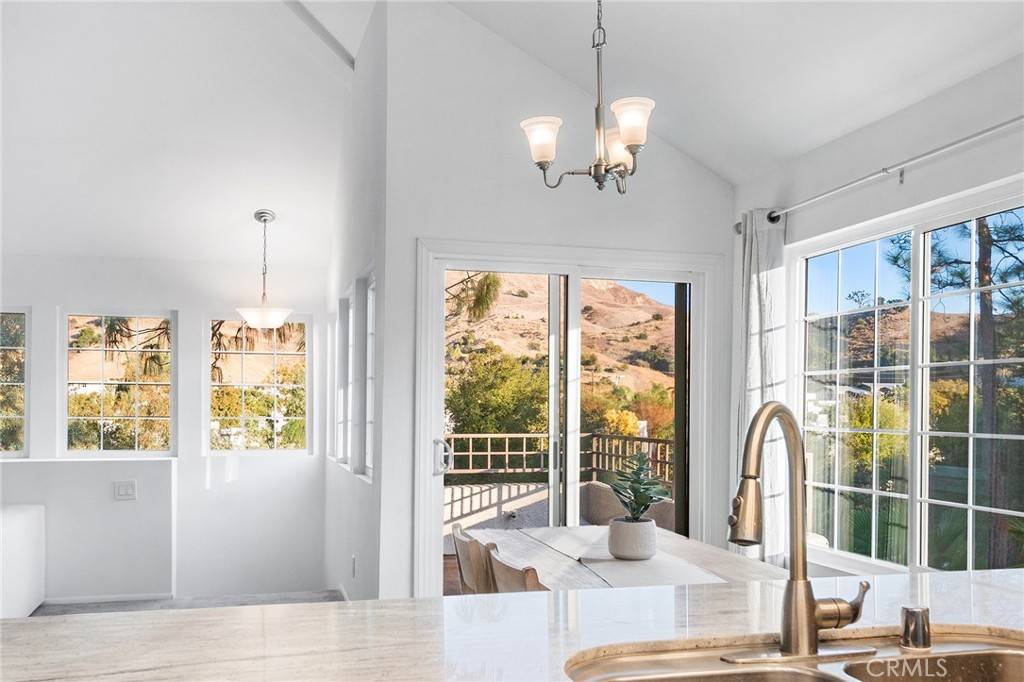 Calabasas, CA 91301,4240 Lost Hills RD #2408