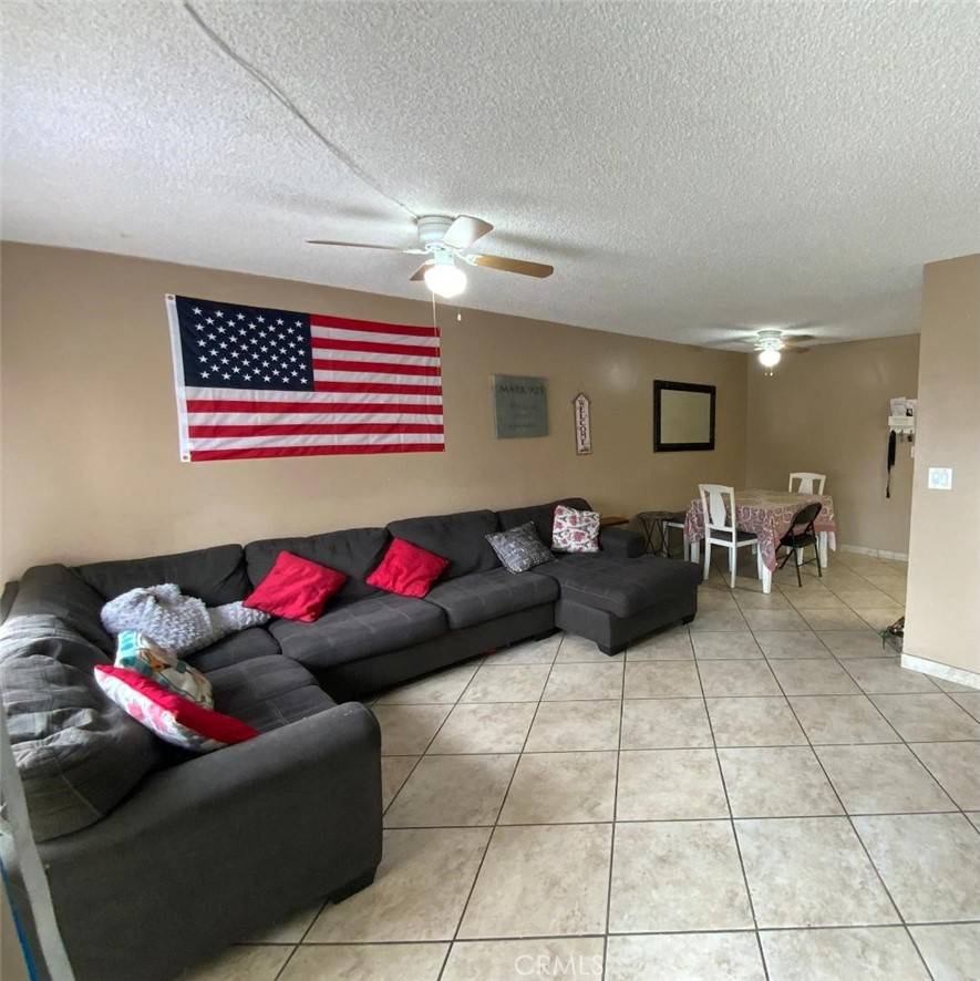 Panorama City, CA 91402,14435 Plummer ST #7
