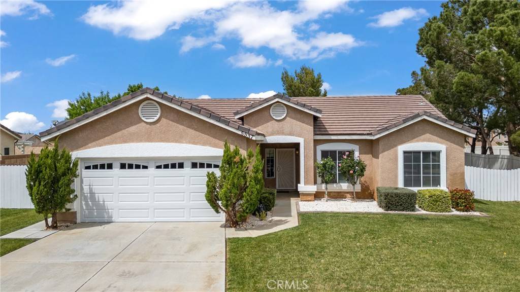 Lancaster, CA 93536,5537 W Avenue L-15