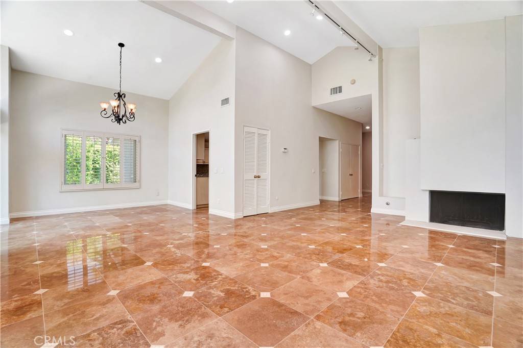 Calabasas, CA 91302,23415 W Park Hacienda