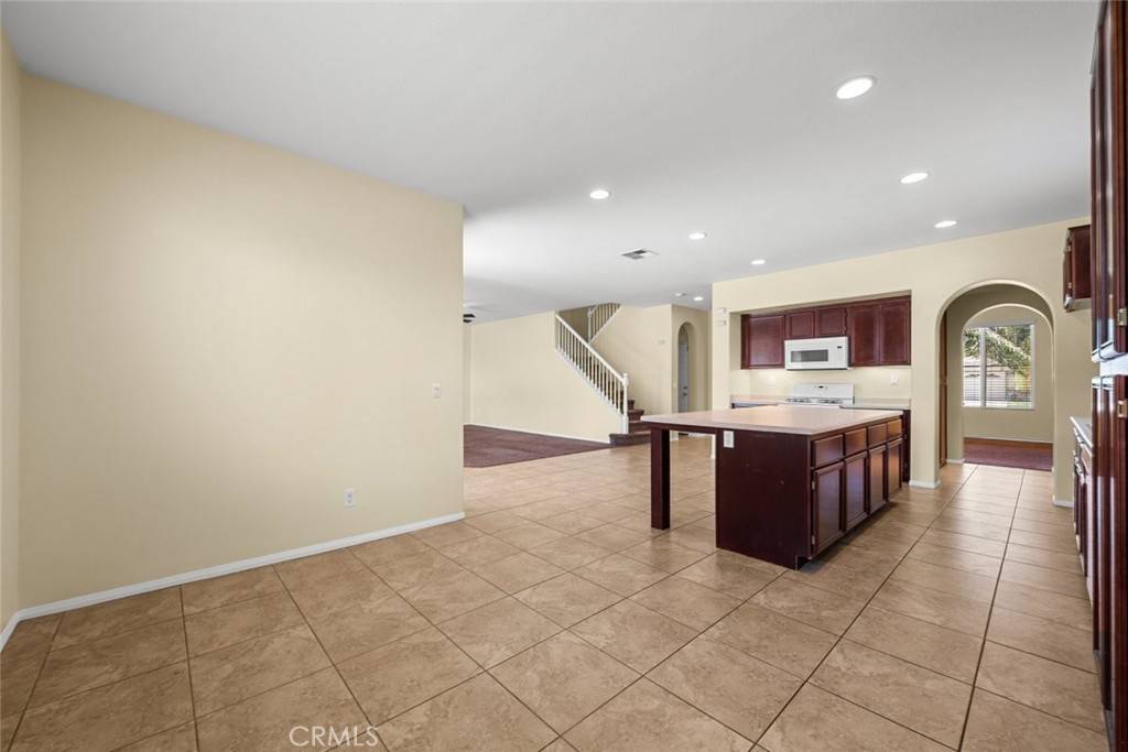 15209 Ridgebriar LN Victorville, CA 92394