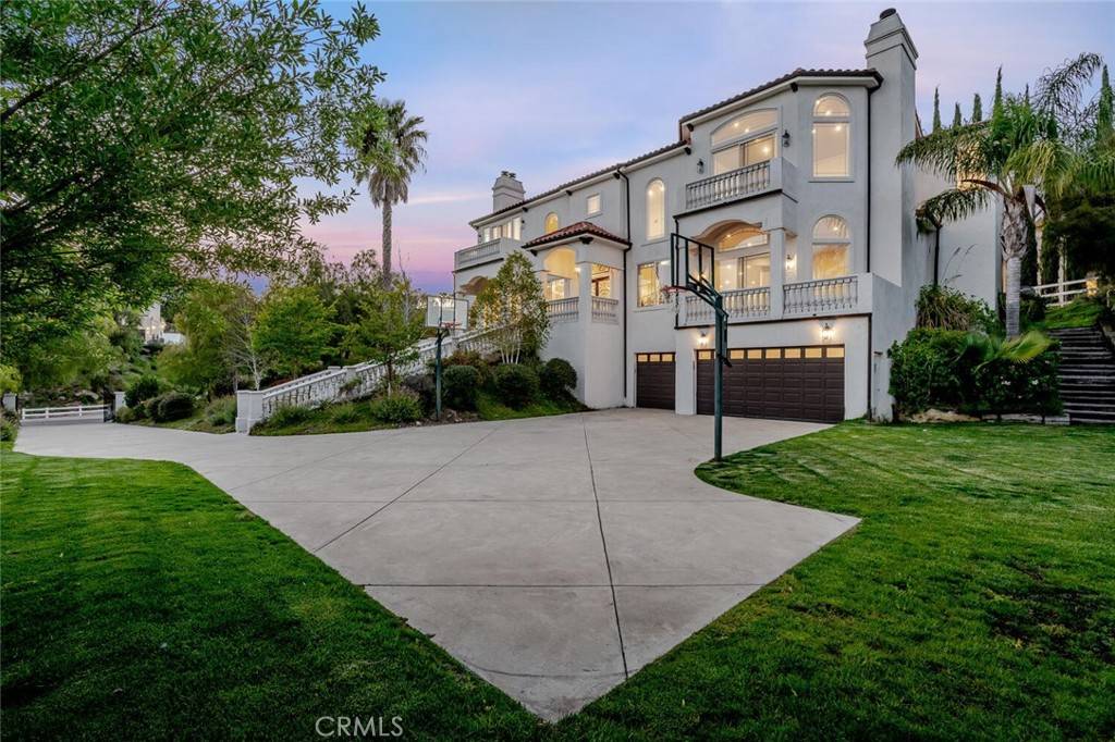 Bell Canyon, CA 91307,166 Dapplegray RD