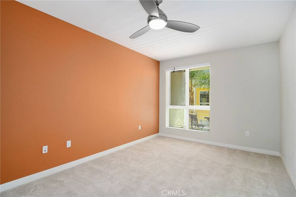 21301 Erwin ST #423 Woodland Hills, CA 91367