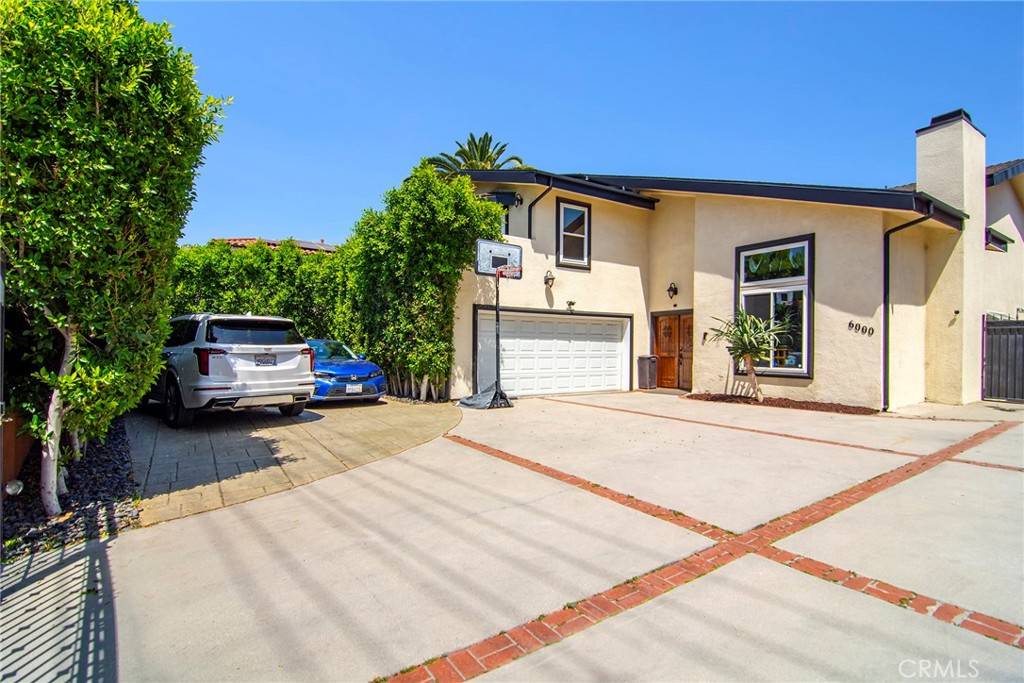 Tarzana, CA 91356,6000 Tampa AVE