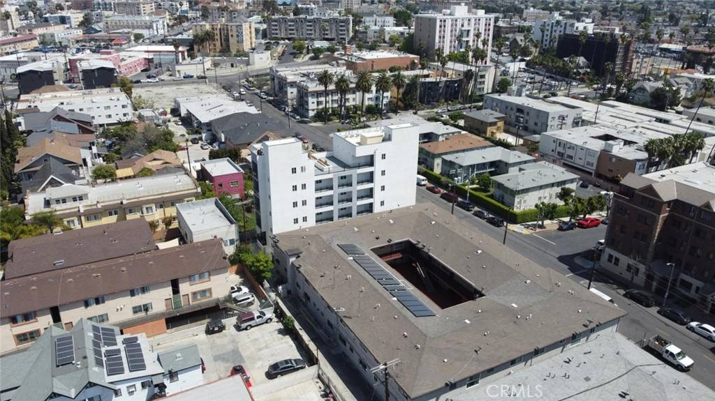 Los Angeles, CA 90006,2683 San Marino ST