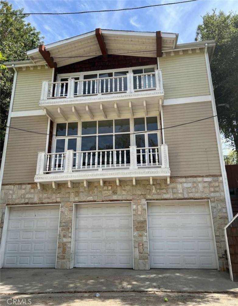 Woodland Hills, CA 91364,21184 Lopez ST