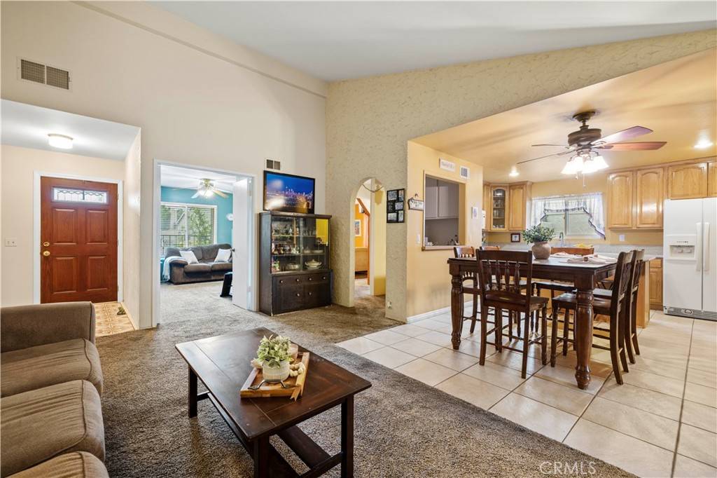 Canyon Country, CA 91351,28004 Lakehurst AVE
