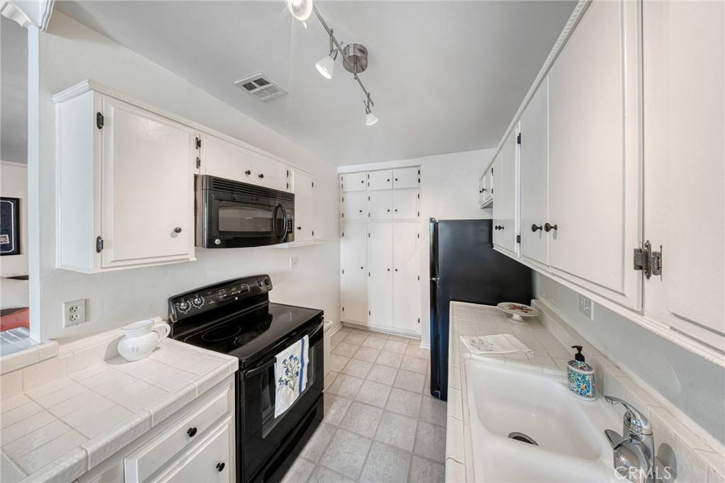 Encino, CA 91316,5349 Newcastle AVE #67