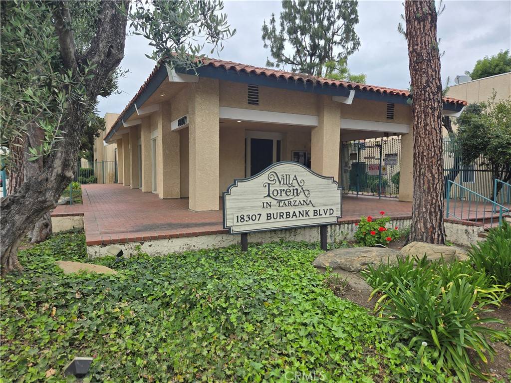 Tarzana, CA 91356,18307 Burbank BLVD #7