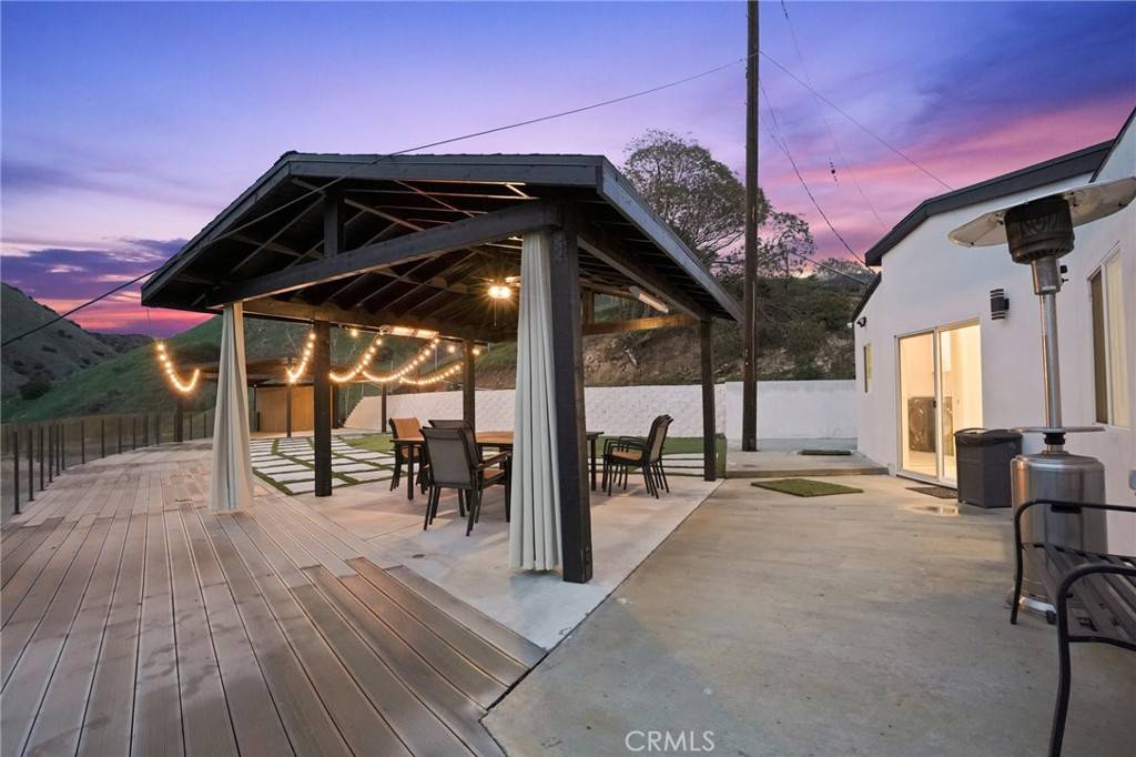 Sun Valley, CA 91352,9250 Del Arroyo DR