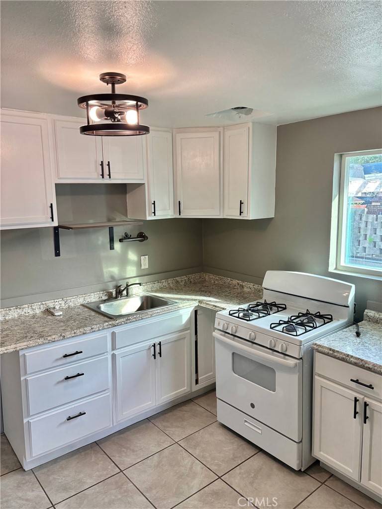 Castaic, CA 91384,29040 Sheridan RD