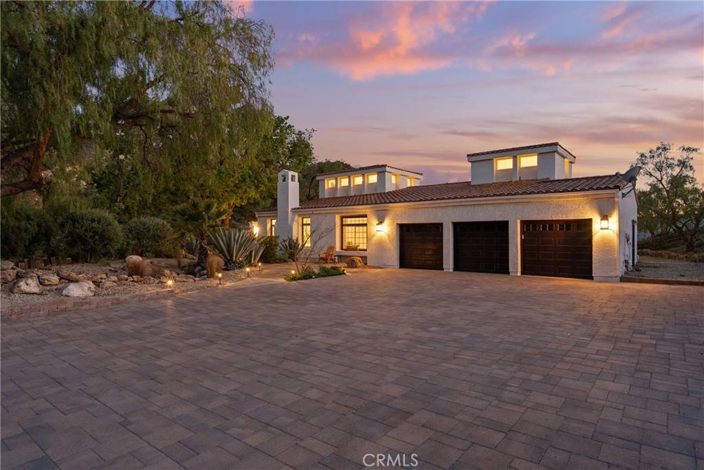 Calabasas, CA 91302,25174 Mulholland HWY