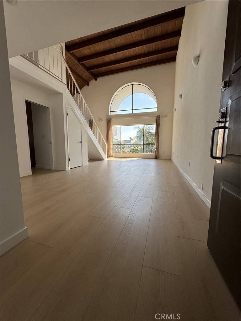 Beverly Hills, CA 90211,221 S Gale DR #402