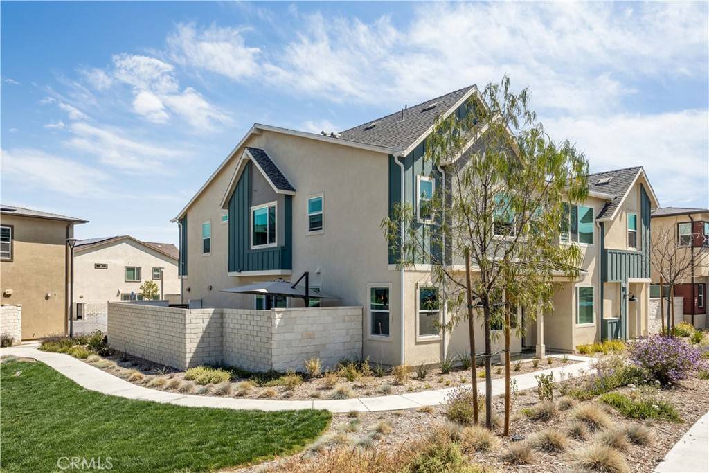 Valencia, CA 91355,27641 Ensemble Pl