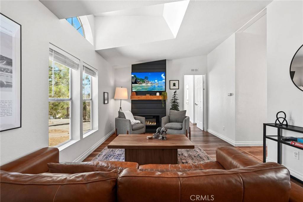 Big Bear City, CA 92314,313 Brewer WAY