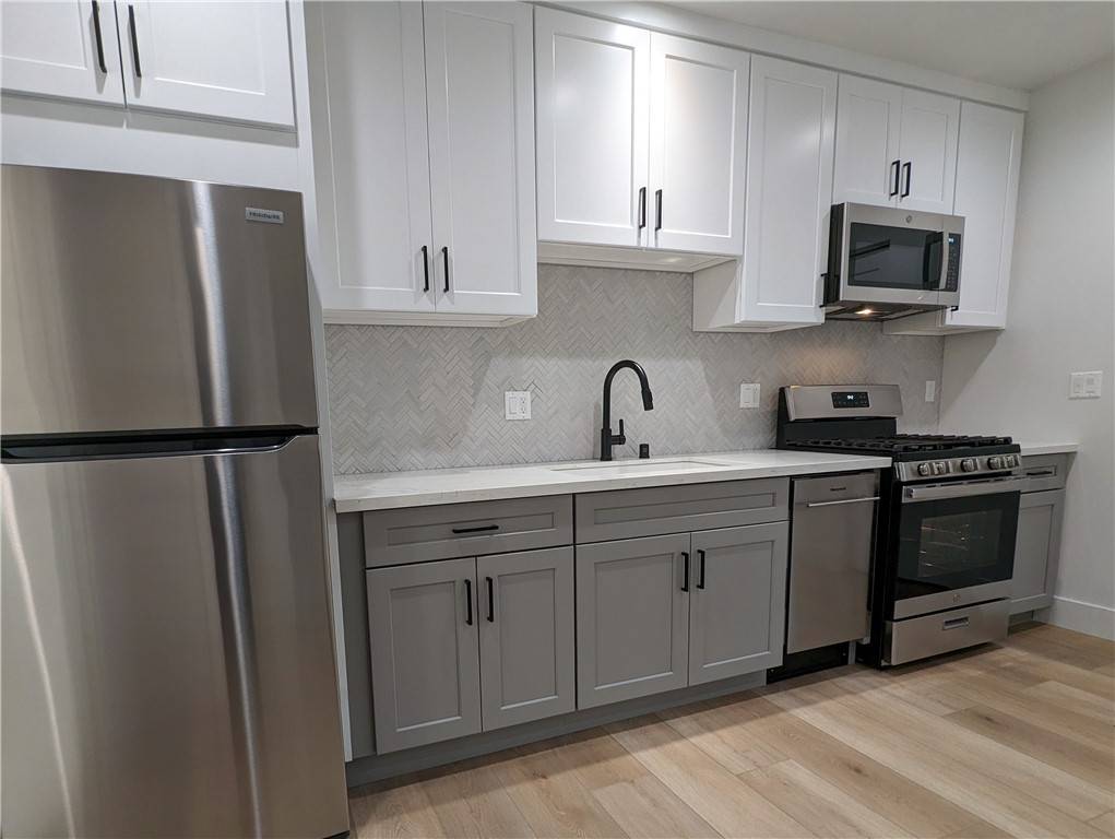 Los Angeles, CA 90047,6105 S Hobart BLVD #1/2