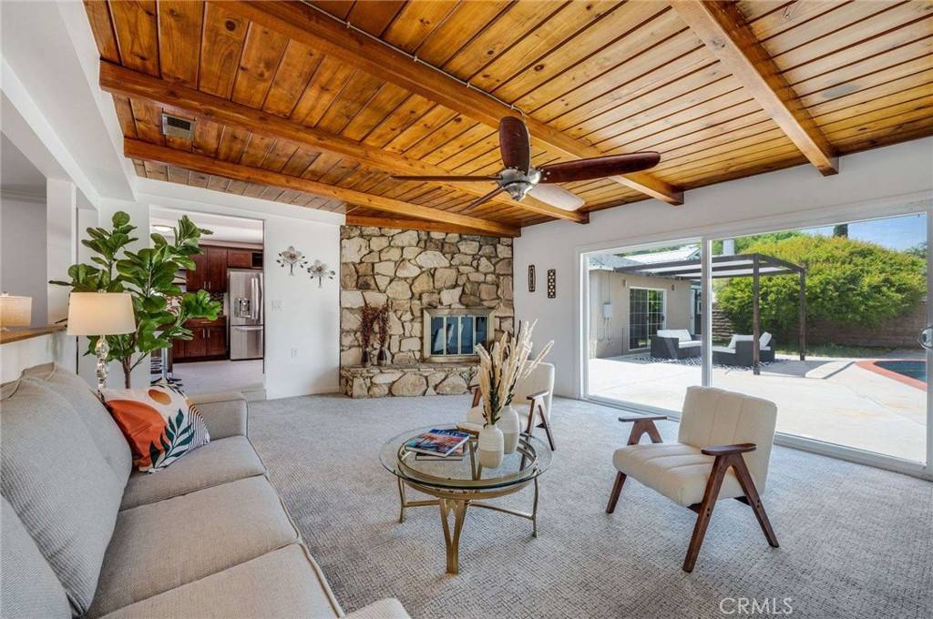 Reseda, CA 91335,6901 Bertrand AVE