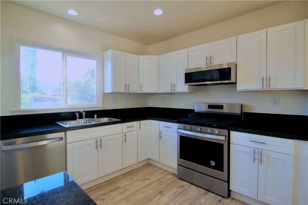 Chatsworth, CA 91311,10321 Jordan AVE