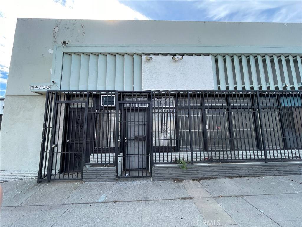 Panorama City, CA 91402,14750 Arminta ST
