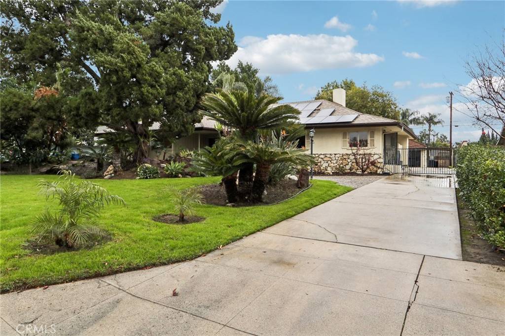 Sherwood Forest, CA 91325,8942 Oak Park AVE