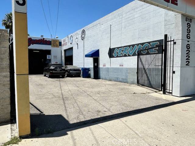 Reseda, CA 91335,7437 Reseda BLVD