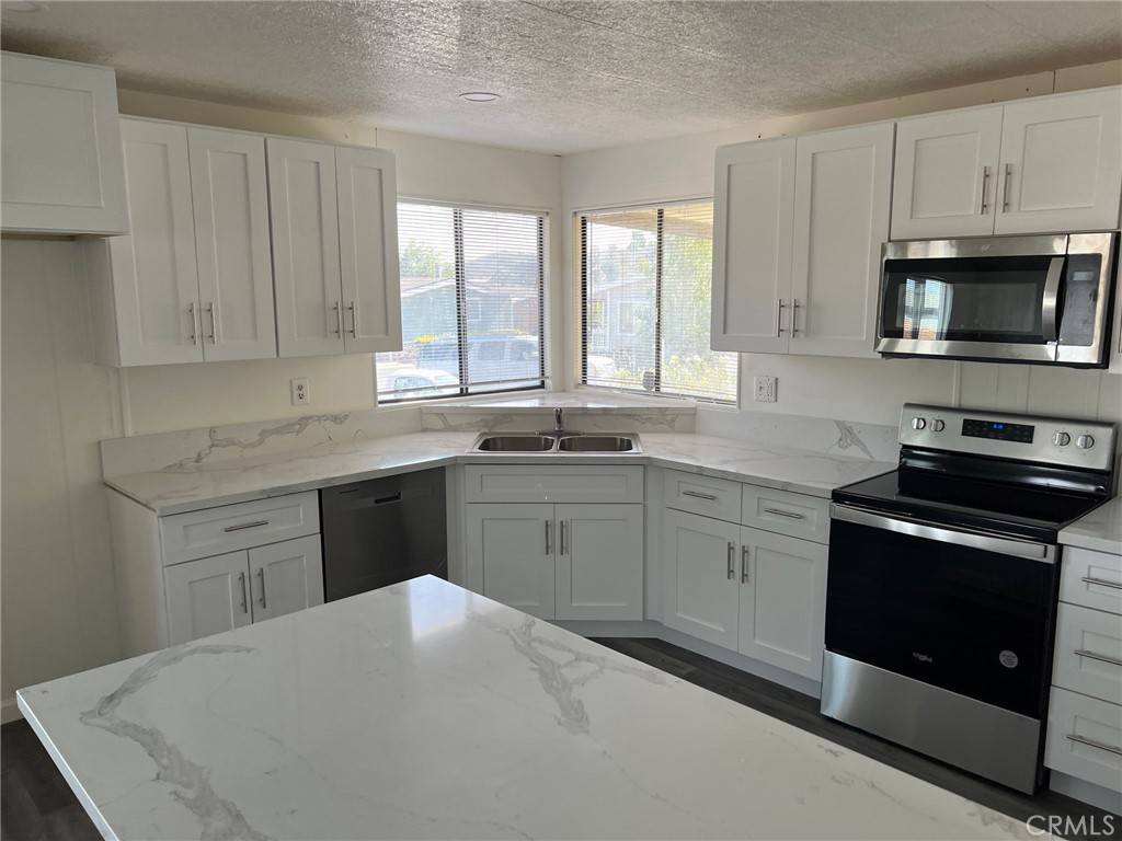 Canoga Park, CA 91304,24303 Woolsey Canyon RD #50