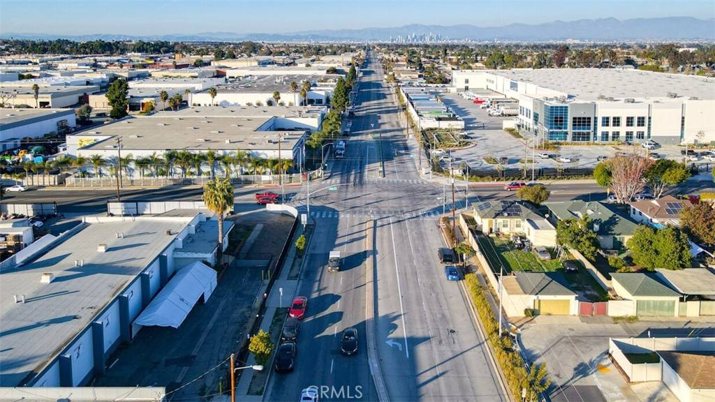 Los Angeles, CA 90061,13501 S Main ST
