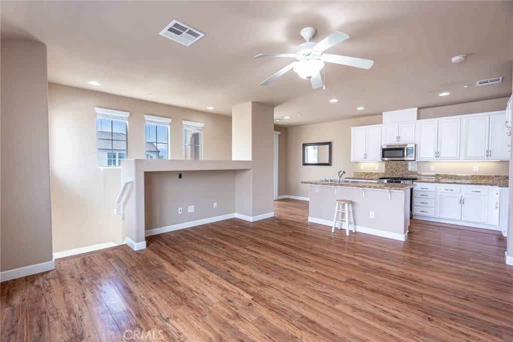 Stevenson Ranch, CA 91381,25102 Goodrich CT